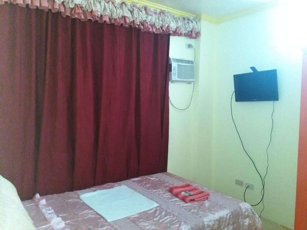 קאליבו Aranas-Carillo Travellers Inn חדר תמונה